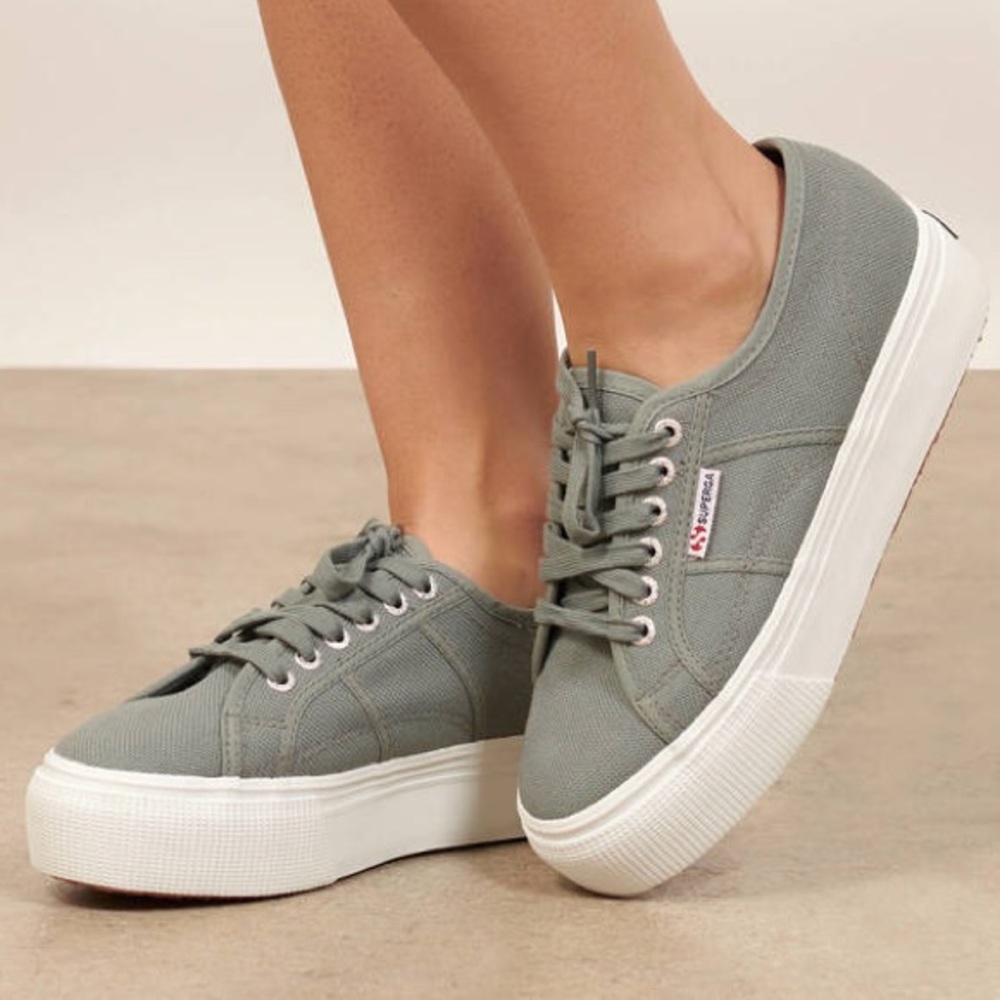 SALE!! NWT AND BOX! Grey Women’s Supergas - Picture 5 of 5